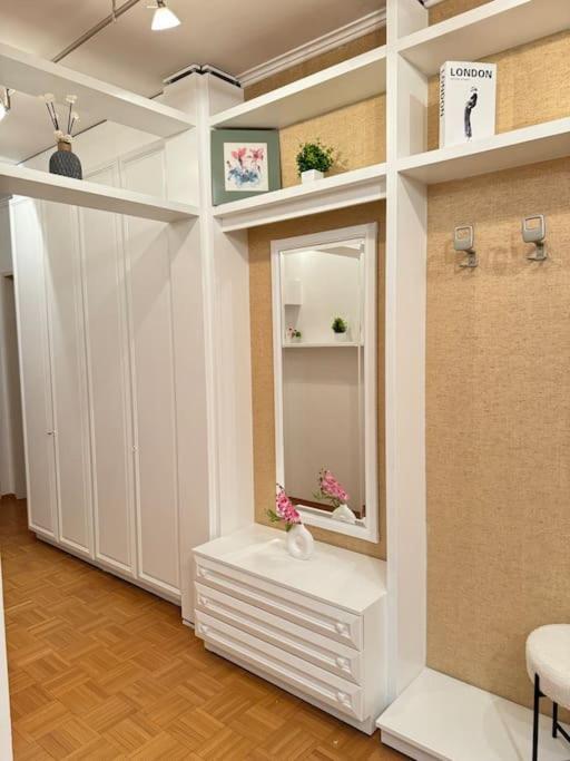 Gemuetliches & Modernes Inklusive Gratis Parkplatz Appartement